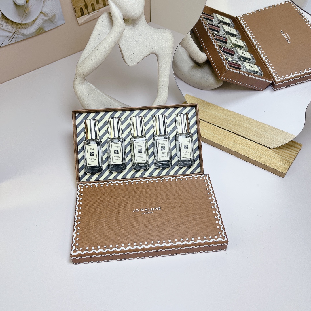 Jo Malone perfume